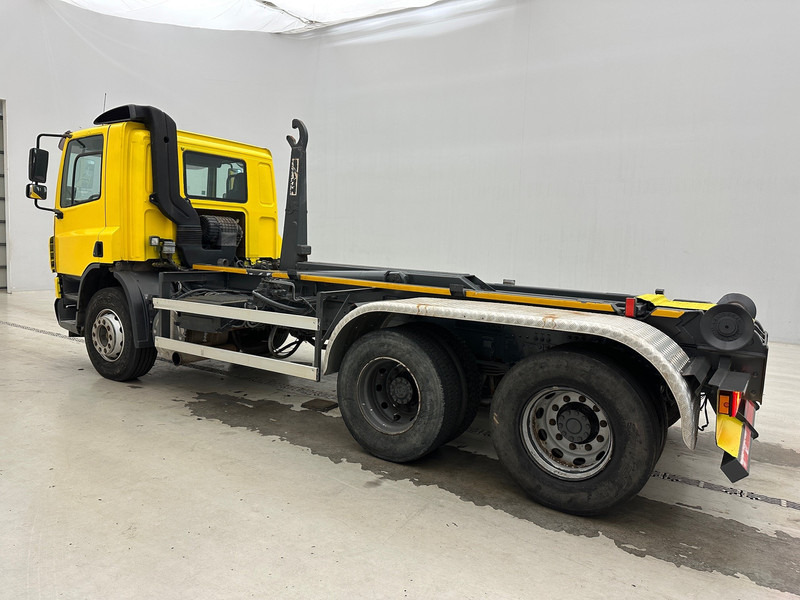 Abrollkipper DAF CF75.360 - 6x2: das Bild 7
