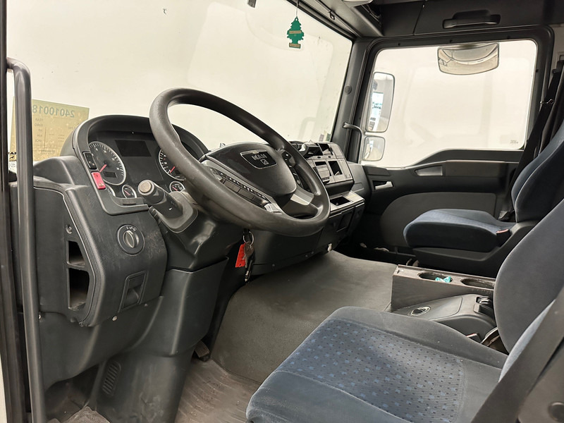 Containerwagen/ Wechselfahrgestell LKW MAN TGA 18.390*: das Bild 9