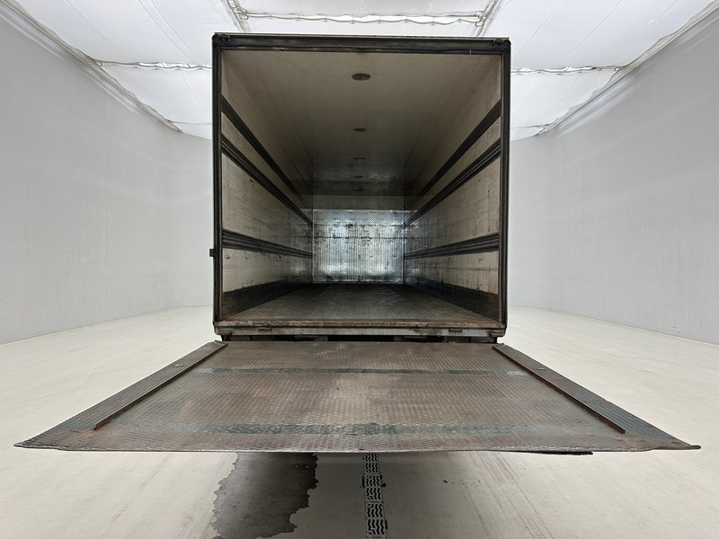 MAN TGA 26.313 - 6x2 - Koffer LKW: das Bild 5 MAN TGA 26.313 - 6x2 - Koffer LKW: das Bild 5