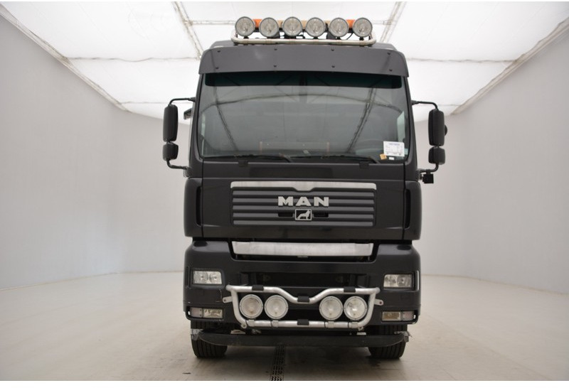 MAN TGA 28.530 - 6x2 - Fahrgestell LKW: das Bild 2 MAN TGA 28.530 - 6x2 - Fahrgestell LKW: das Bild 2