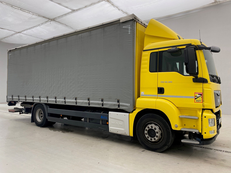 MAN TGS 18.320 - Plane LKW: das Bild 3 MAN TGS 18.320 - Plane LKW: das Bild 3