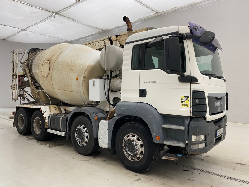 MAN TGS 32.360 - 8x4 - Fahrmischer: das Bild 3 MAN TGS 32.360 - 8x4 - Fahrmischer: das Bild 3