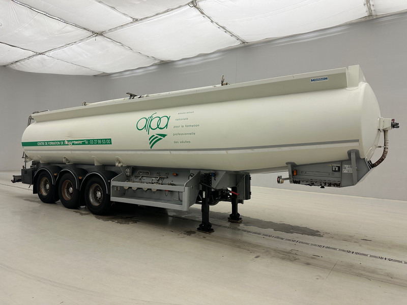 MERCERON Tank 34000 L - Tankauflieger: das Bild 3 MERCERON Tank 34000 L - Tankauflieger: das Bild 3