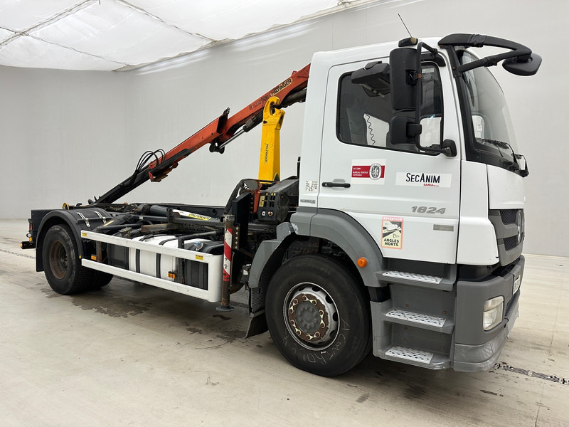 Mercedes-Benz Axor 1824 - Abrollkipper, Autokran: das Bild 3 Mercedes-Benz Axor 1824 - Abrollkipper, Autokran: das Bild 3