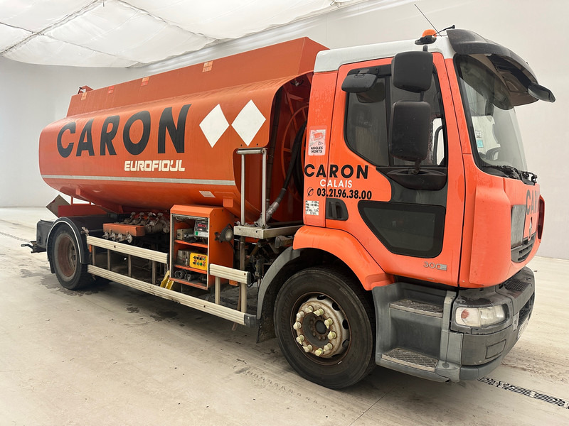 Renault Midlum 300 DXi - Tankwagen: das Bild 3 Renault Midlum 300 DXi - Tankwagen: das Bild 3