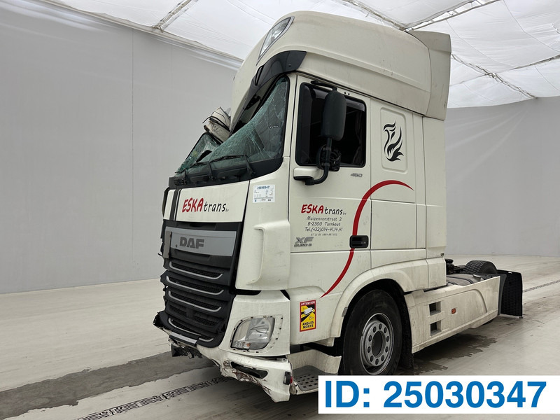 DAF XF 460 Super Space Cab - Sattelzugmaschine: das Bild 1 DAF XF 460 Super Space Cab - Sattelzugmaschine: das Bild 1