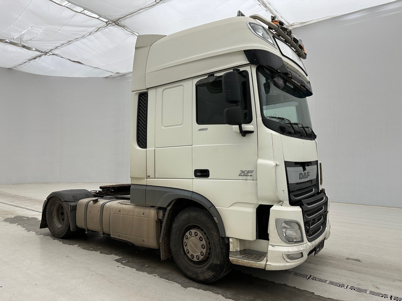 DAF XF 460 Super Space Cab - Sattelzugmaschine: das Bild 3 DAF XF 460 Super Space Cab - Sattelzugmaschine: das Bild 3
