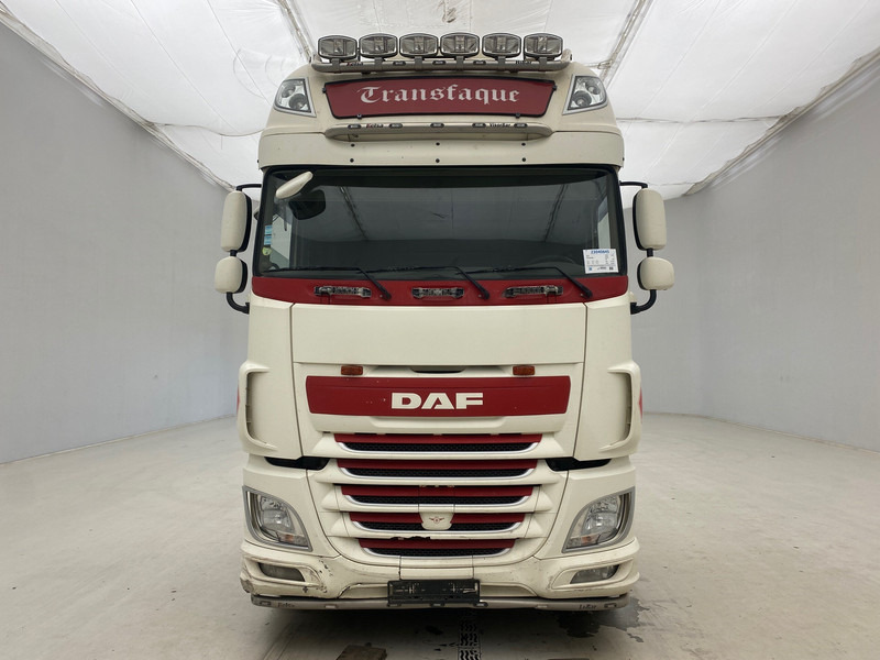 DAF XF106.460 Super Space Cab - Sattelzugmaschine: das Bild 2 DAF XF106.460 Super Space Cab - Sattelzugmaschine: das Bild 2