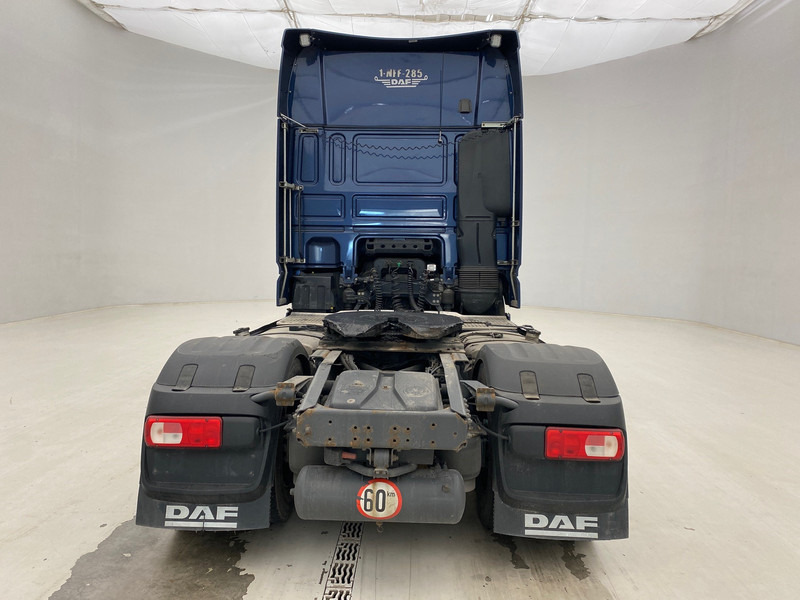 DAF XF106.460 Super Space Cab* - Sattelzugmaschine: das Bild 5 DAF XF106.460 Super Space Cab* - Sattelzugmaschine: das Bild 5
