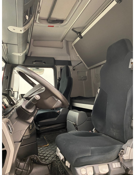 Sattelzugmaschine MAN TGX 18.440 - ADR: das Bild 10