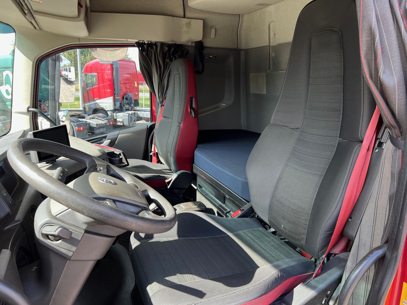 Sattelzugmaschine Volvo FH13.420 Globetrotter - ADR: das Bild 7