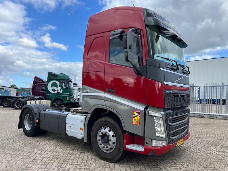 Volvo FH13.420 Globetrotter - ADR - Sattelzugmaschine: das Bild 4 Volvo FH13.420 Globetrotter - ADR - Sattelzugmaschine: das Bild 4