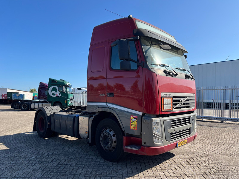 Volvo FH13.420 Globetrotter - ADR - Sattelzugmaschine: das Bild 3 Volvo FH13.420 Globetrotter - ADR - Sattelzugmaschine: das Bild 3