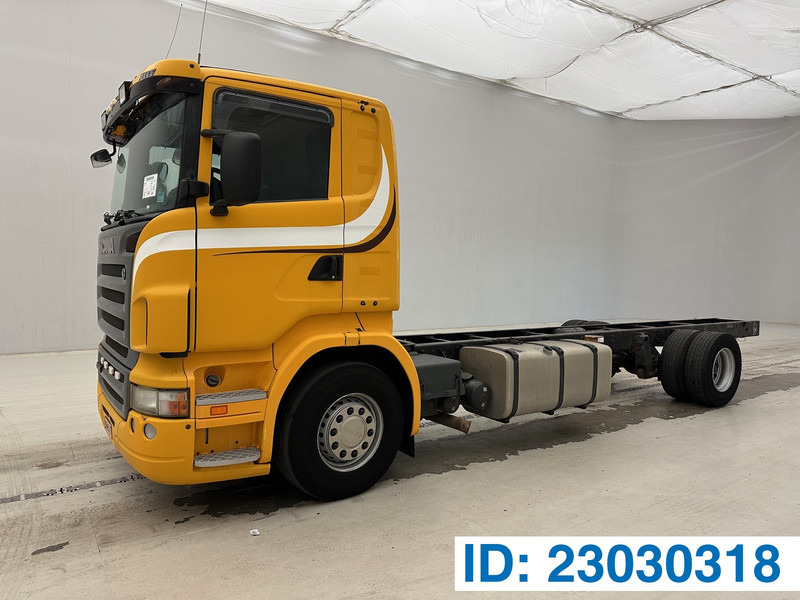 Scania R340* - Fahrgestell LKW: das Bild 1 Scania R340* - Fahrgestell LKW: das Bild 1