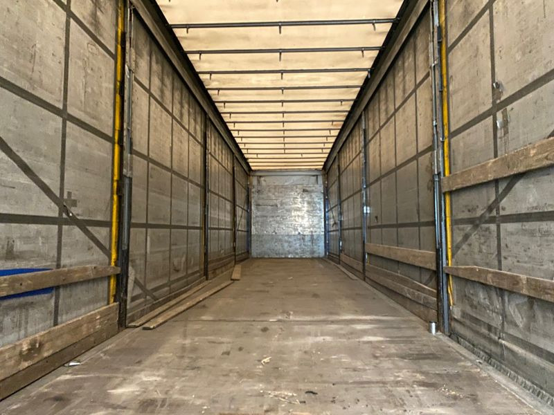 Schmitz Cargobull Tautliner* - Planenauflieger: das Bild 5 Schmitz Cargobull Tautliner* - Planenauflieger: das Bild 5
