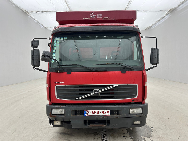 Volvo FL 220 - Plane LKW: das Bild 2 Volvo FL 220 - Plane LKW: das Bild 2