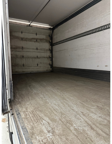 Volvo FL 220* - Kühlkoffer LKW: das Bild 5 Volvo FL 220* - Kühlkoffer LKW: das Bild 5