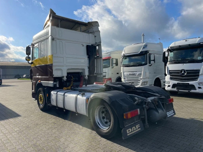 DAF XF 105.410 Spacecab Euro 5 - Sattelzugmaschine: das Bild 3 DAF XF 105.410 Spacecab Euro 5 - Sattelzugmaschine: das Bild 3