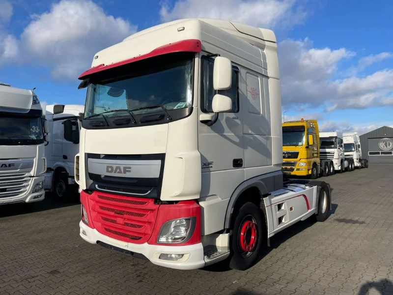 DAF XF 460 Spacecab Euro 6 - Sattelzugmaschine: das Bild 1 DAF XF 460 Spacecab Euro 6 - Sattelzugmaschine: das Bild 1