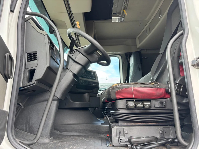 Volvo FH 500 6X2 Euro 6 - Fahrgestell LKW: das Bild 5 Volvo FH 500 6X2 Euro 6 - Fahrgestell LKW: das Bild 5