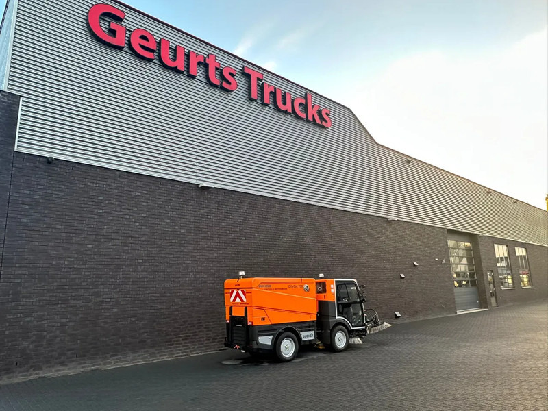 Bucher CITYCAT V20 - Kehrmaschine: das Bild 5 Bucher CITYCAT V20 - Kehrmaschine: das Bild 5