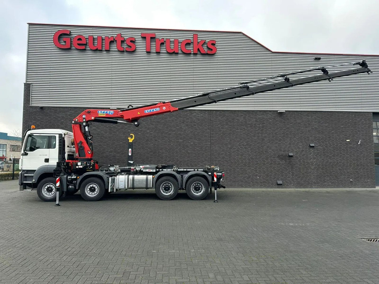 MAN TGS 35.460 8X4 BL+ HYVA 18.55.S HAAKARMSYSTEEM E - Abrollkipper, Autokran: das Bild 5 MAN TGS 35.460 8X4 BL+ HYVA 18.55.S HAAKARMSYSTEEM E - Abrollkipper, Autokran: das Bild 5
