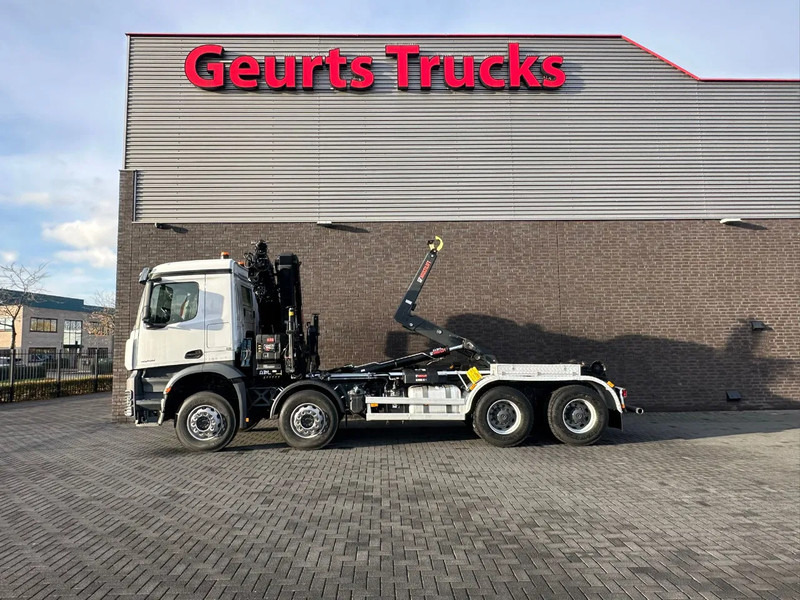 Abrollkipper Mercedes-Benz AROCS 4148 8X4 MET MULTILIFT ULT T 21 S51 HAAKARMSYSTEEM + HIAB X-HIPRO 232 E-6 KRAAN/CRANE/KRAN/GRUA: das Bild 12 Abrollkipper Mercedes-Benz AROCS 4148 8X4 MET MULTILIFT ULT T 21 S51 HAAKARMSYSTEEM + HIAB X-HIPRO 232 E-6 KRAAN/CRANE/KRAN/GRUA: das Bild 12