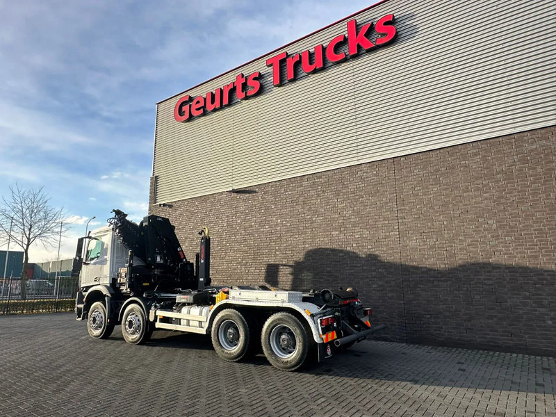Abrollkipper Mercedes-Benz AROCS 4148 8X4 MET MULTILIFT ULT T 21 S51 HAAKARMSYSTEEM + HIAB X-HIPRO 232 E-6 KRAAN/CRANE/KRAN/GRUA: das Bild 11 Abrollkipper Mercedes-Benz AROCS 4148 8X4 MET MULTILIFT ULT T 21 S51 HAAKARMSYSTEEM + HIAB X-HIPRO 232 E-6 KRAAN/CRANE/KRAN/GRUA: das Bild 11
