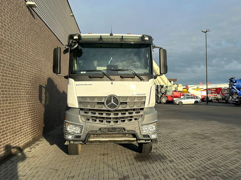 Abrollkipper Mercedes-Benz AROCS 4148 8X4 MET MULTILIFT ULT T 21 S51 HAAKARMSYSTEEM + HIAB X-HIPRO 232 E-6 KRAAN/CRANE/KRAN/GRUA: das Bild 16 Abrollkipper Mercedes-Benz AROCS 4148 8X4 MET MULTILIFT ULT T 21 S51 HAAKARMSYSTEEM + HIAB X-HIPRO 232 E-6 KRAAN/CRANE/KRAN/GRUA: das Bild 16