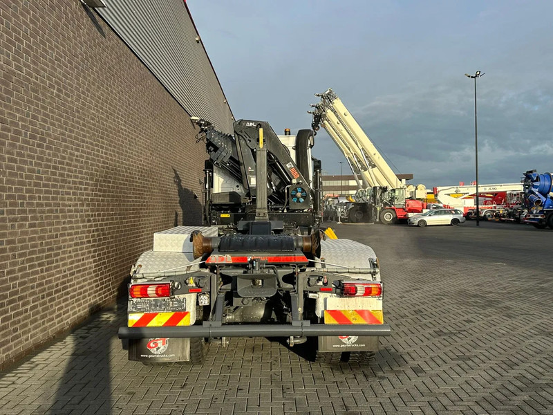 Abrollkipper Mercedes-Benz AROCS 4148 8X4 MET MULTILIFT ULT T 21 S51 HAAKARMSYSTEEM + HIAB X-HIPRO 232 E-6 KRAAN/CRANE/KRAN/GRUA: das Bild 17 Abrollkipper Mercedes-Benz AROCS 4148 8X4 MET MULTILIFT ULT T 21 S51 HAAKARMSYSTEEM + HIAB X-HIPRO 232 E-6 KRAAN/CRANE/KRAN/GRUA: das Bild 17