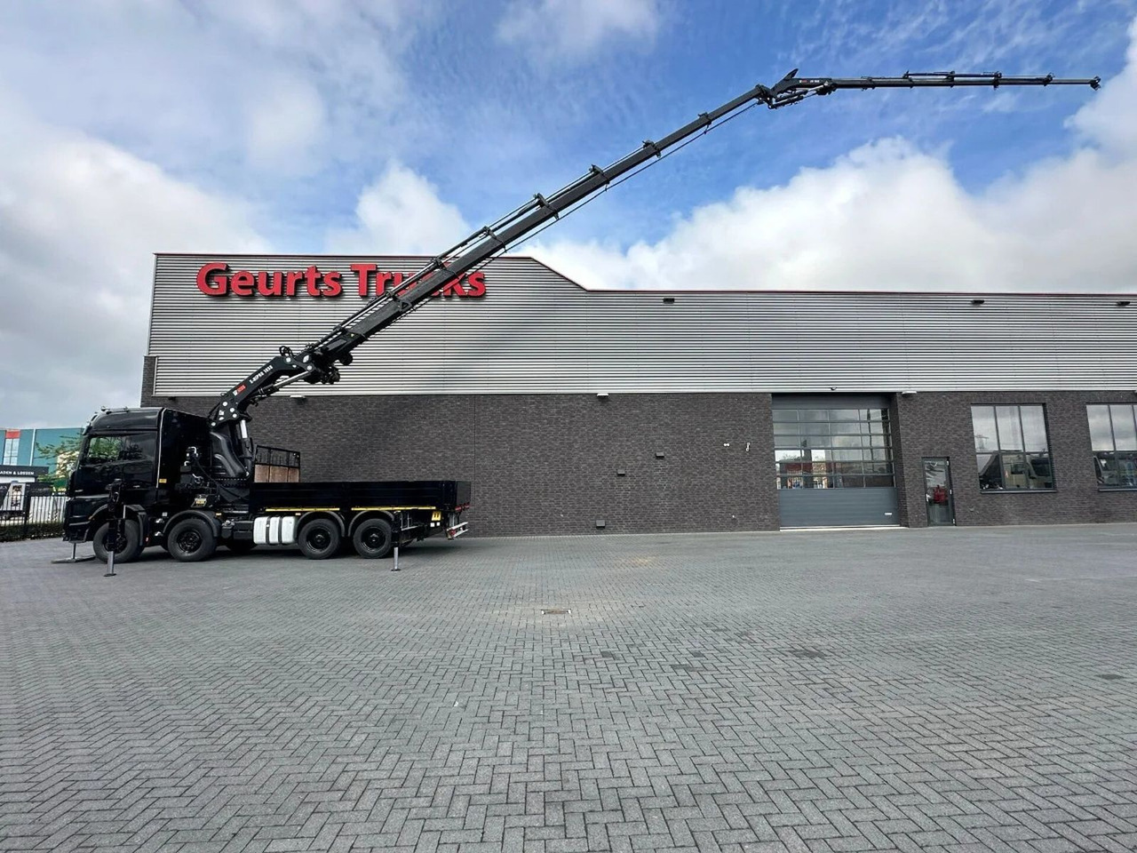 Mercedes-Benz Arocs 3251 8X4 + HIAB 1058 E-8 + JIB 150X-6 JDC - Autokran: das Bild 1 Mercedes-Benz Arocs 3251 8X4 + HIAB 1058 E-8 + JIB 150X-6 JDC - Autokran: das Bild 1