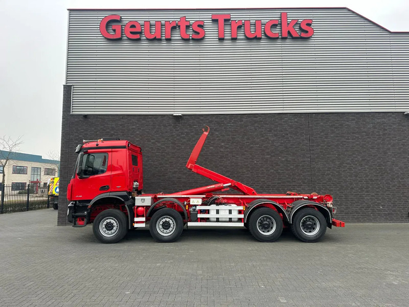 Mercedes-Benz Arocs 8X4 VDL S-30-6600 HAAKARMSYSTEEM/ABROLLKIPPER/HOOKLIFT - Seil Abrollkipper: das Bild 1 Mercedes-Benz Arocs 8X4 VDL S-30-6600 HAAKARMSYSTEEM/ABROLLKIPPER/HOOKLIFT - Seil Abrollkipper: das Bild 1