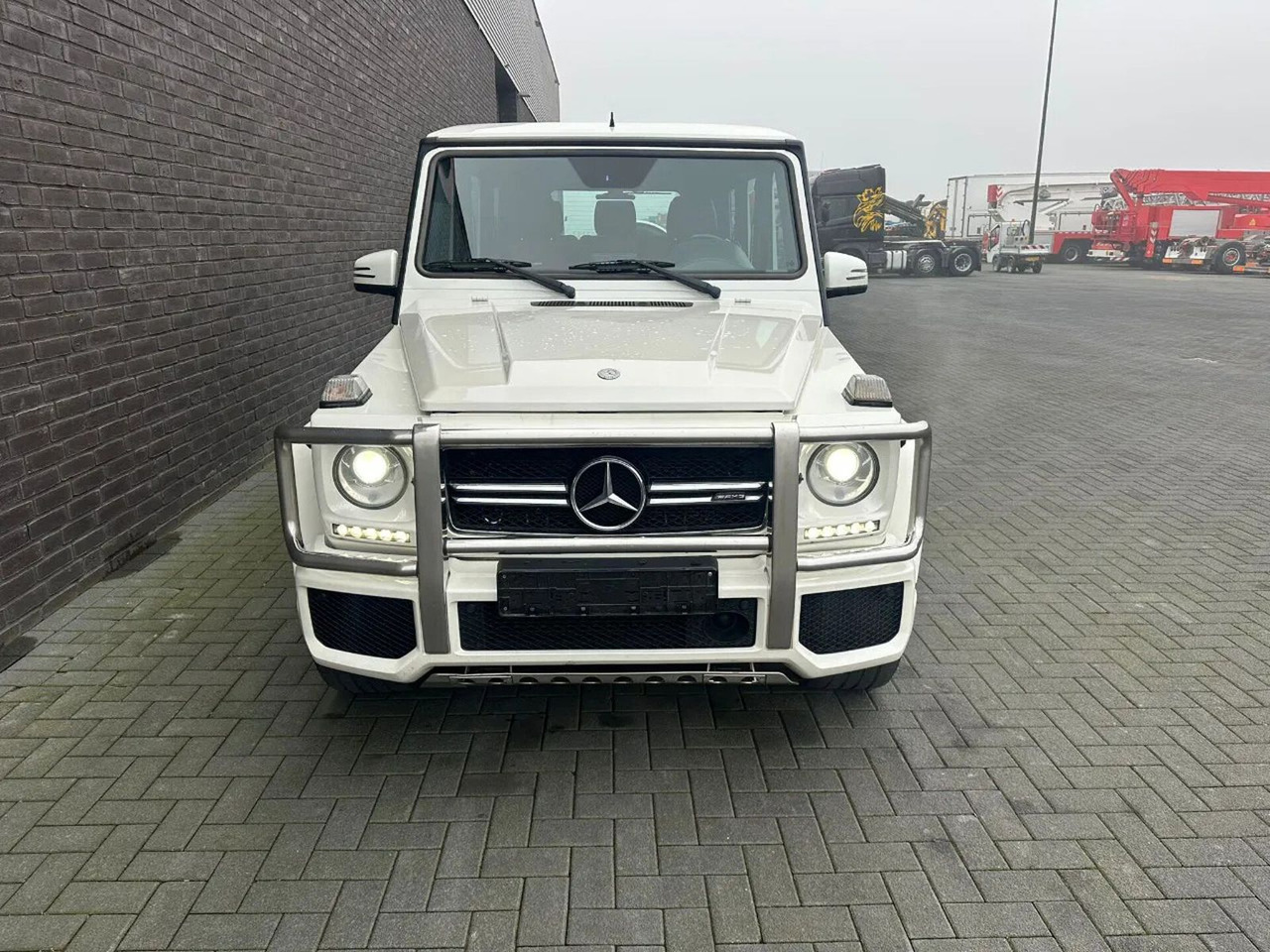 Mercedes-Benz G 63 AMG - SUV/ Geländewagen: das Bild 4 Mercedes-Benz G 63 AMG - SUV/ Geländewagen: das Bild 4