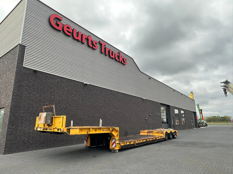 Nooteboom EURO-48-03 DIEPLADER / TIEFLADER / LOW LOADER MET HYDRAULISCH VERING EN STUURASSEN - Tieflader Auflieger: das Bild 2 Nooteboom EURO-48-03 DIEPLADER / TIEFLADER / LOW LOADER MET HYDRAULISCH VERING EN STUURASSEN - Tieflader Auflieger: das Bild 2