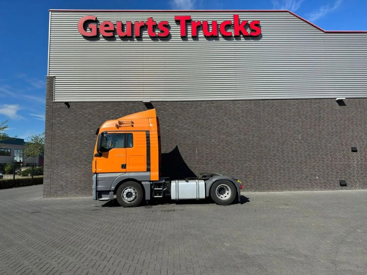 MAN TGX 18.460 4X2 TREKKER/TRACTOR/SZM EURO 6 - Sattelzugmaschine: das Bild 1 MAN TGX 18.460 4X2 TREKKER/TRACTOR/SZM EURO 6 - Sattelzugmaschine: das Bild 1