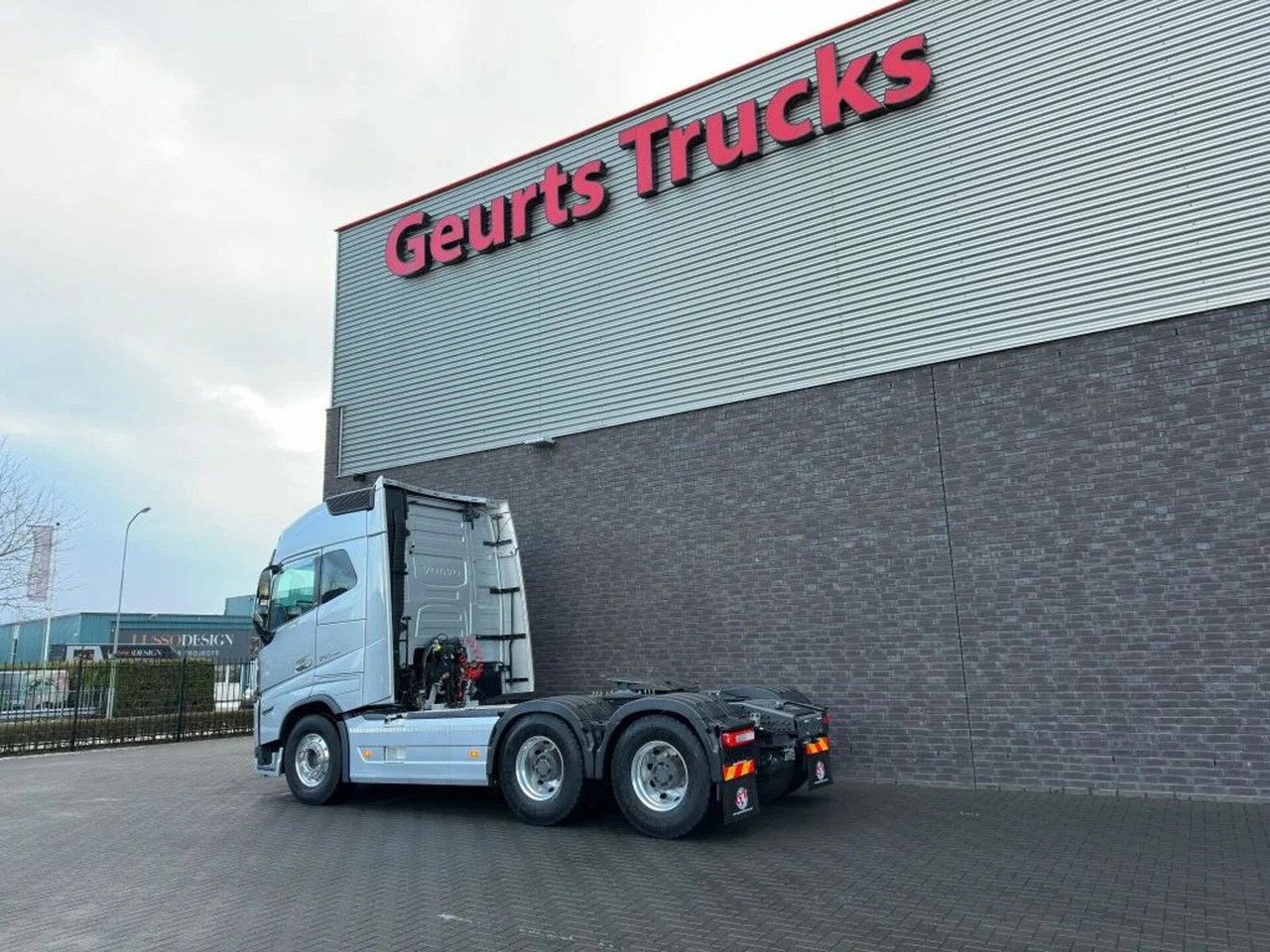 Volvo FH 16.750 6X4 TREKKER/TRACTOR/SZM EURO 6 HYDRAUL - Sattelzugmaschine: das Bild 3 Volvo FH 16.750 6X4 TREKKER/TRACTOR/SZM EURO 6 HYDRAUL - Sattelzugmaschine: das Bild 3