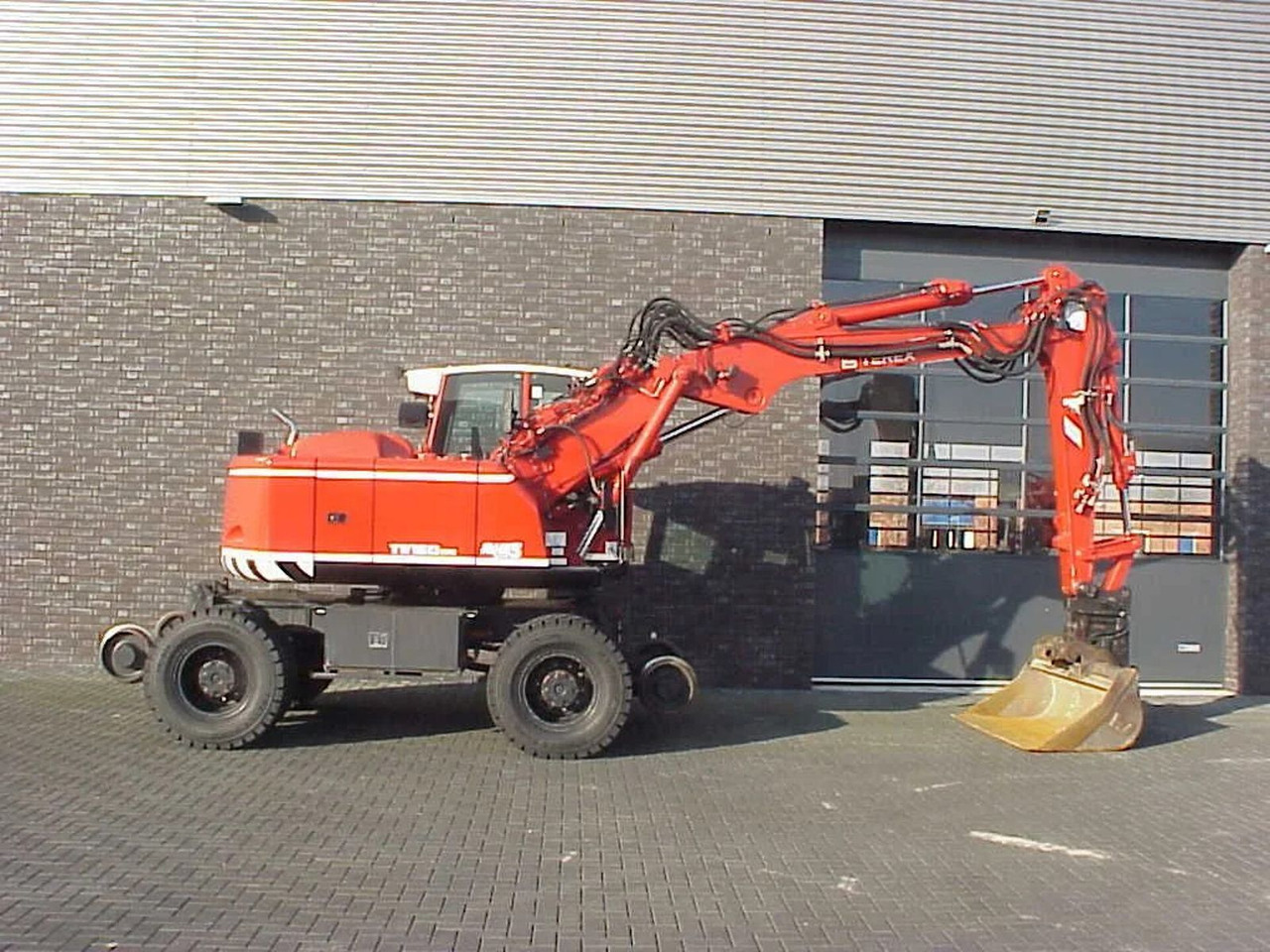 Terex TW 160 SR RAILWAY EXAVATOR - Mobilbagger: das Bild 2 Terex TW 160 SR RAILWAY EXAVATOR - Mobilbagger: das Bild 2