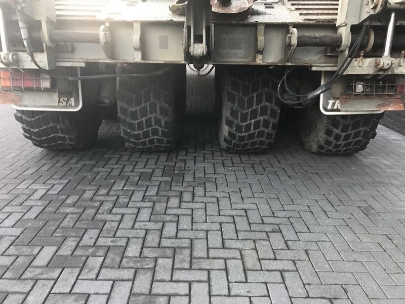 Trabosa 2 AXEL HEAVY DUTY LOWLOADER TANK TRANSPORT - Tieflader Auflieger: das Bild 5 Trabosa 2 AXEL HEAVY DUTY LOWLOADER TANK TRANSPORT - Tieflader Auflieger: das Bild 5