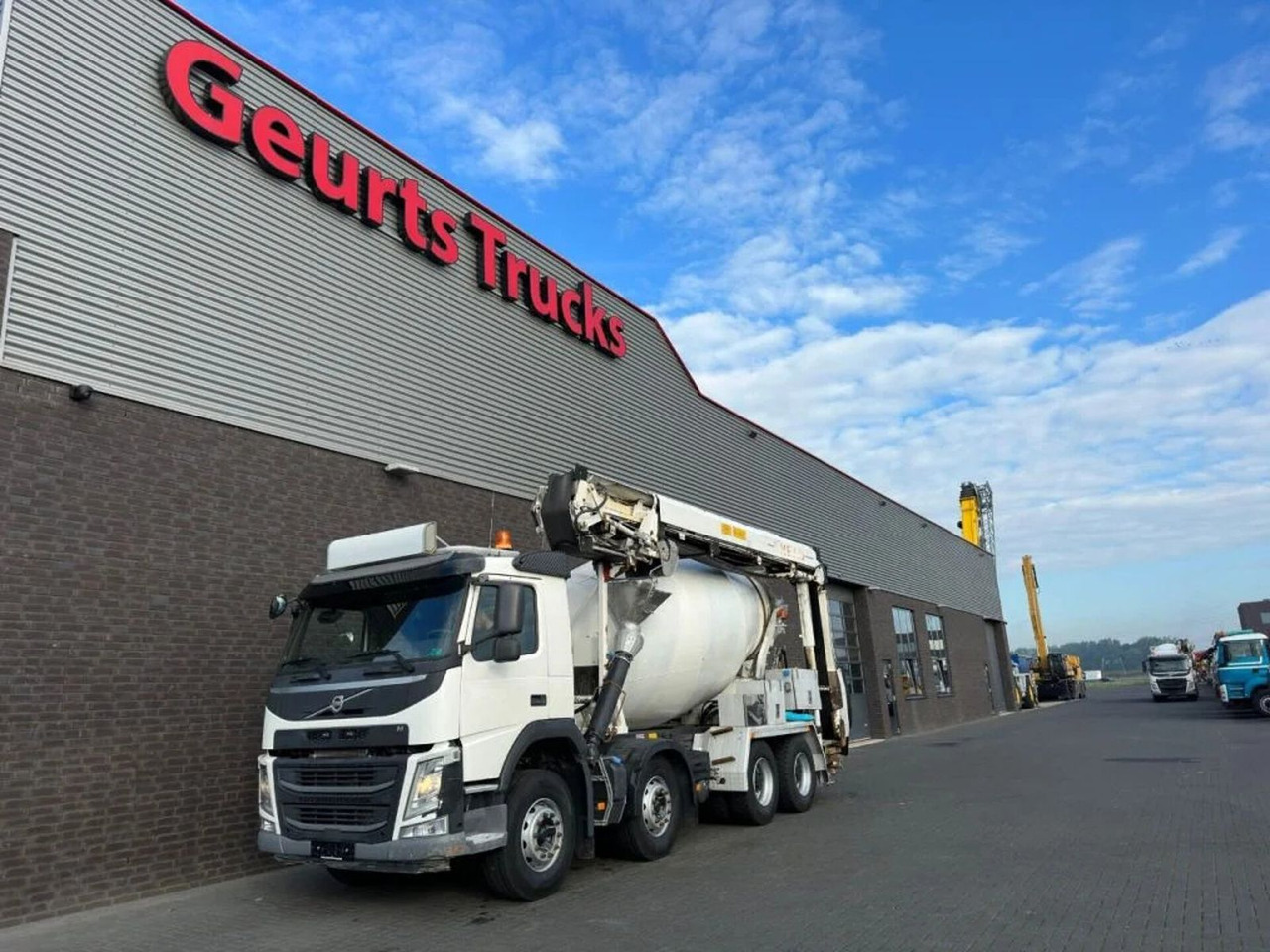 Volvo FM 410 8X4 + STETTER 9 M3 MIXER/MISCHER + THEAM - Fahrmischer: das Bild 2 Volvo FM 410 8X4 + STETTER 9 M3 MIXER/MISCHER + THEAM - Fahrmischer: das Bild 2