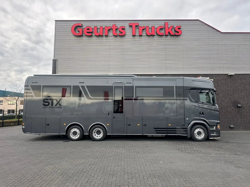 Scania 590S 6x2*4 STX 3x pop out - V8 - Demo/New - Full spec - - Wohnmobil: das Bild 4 Scania 590S 6x2*4 STX 3x pop out - V8 - Demo/New - Full spec - - Wohnmobil: das Bild 4