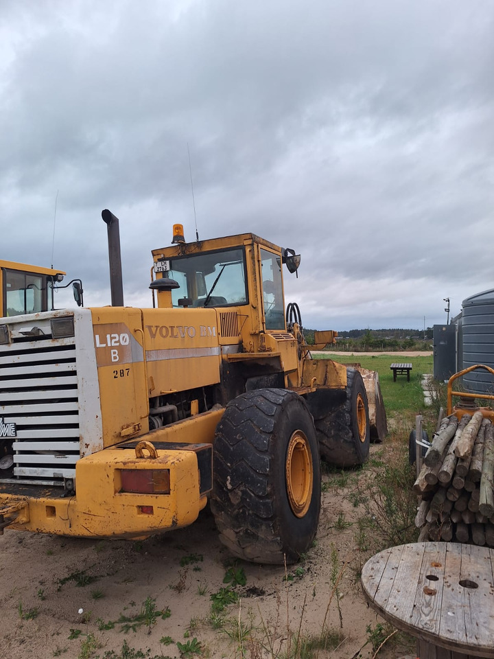 VOLVO L120 - Radlader: das Bild 4 VOLVO L120 - Radlader: das Bild 4