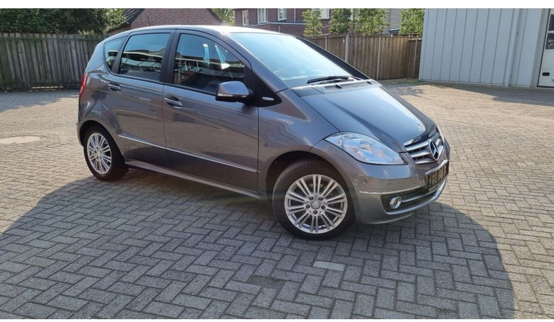 Mercedes-Benz A-Klasse A160 Automaat Elegance.airco.trekhaak. - Schrägheck: das Bild 5 Mercedes-Benz A-Klasse A160 Automaat Elegance.airco.trekhaak. - Schrägheck: das Bild 5