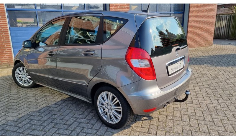 Mercedes-Benz A-Klasse A160 Automaat Elegance.airco.trekhaak. - Schrägheck: das Bild 2 Mercedes-Benz A-Klasse A160 Automaat Elegance.airco.trekhaak. - Schrägheck: das Bild 2