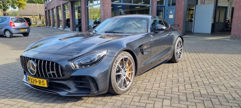 Mercedes-Benz AMG GT R... GTR - PKW: das Bild 4 Mercedes-Benz AMG GT R... GTR - PKW: das Bild 4