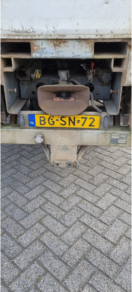 Mercedes-Benz Atego 1823... euro 2 manuel gierbox - Koffer LKW: das Bild 5 Mercedes-Benz Atego 1823... euro 2 manuel gierbox - Koffer LKW: das Bild 5