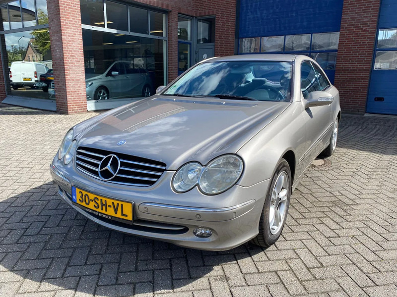 Mercedes-Benz CLK-Klasse C 200 KOMP. Autom. - PKW: das Bild 5 Mercedes-Benz CLK-Klasse C 200 KOMP. Autom. - PKW: das Bild 5