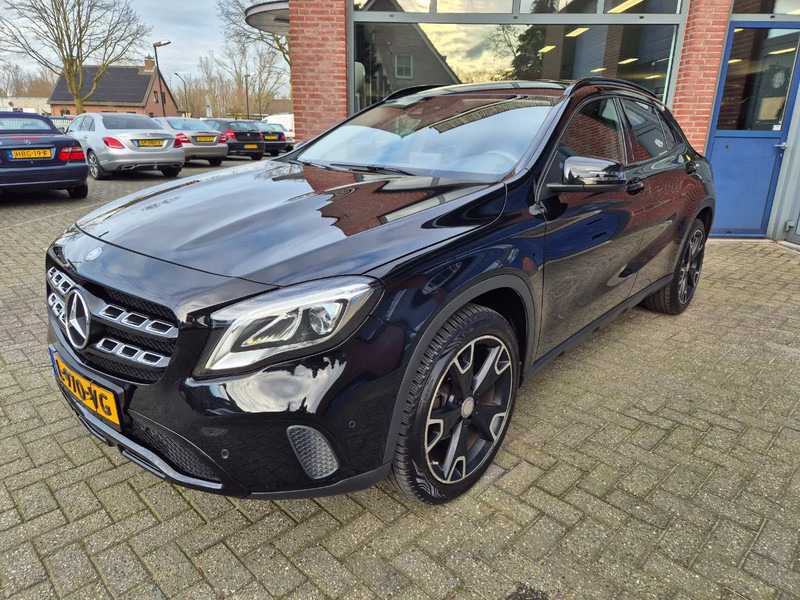 Mercedes-Benz GLA 180 AMG AUTOMAAT Night Edition Plus 175pk - PKW: das Bild 2 Mercedes-Benz GLA 180 AMG AUTOMAAT Night Edition Plus 175pk - PKW: das Bild 2