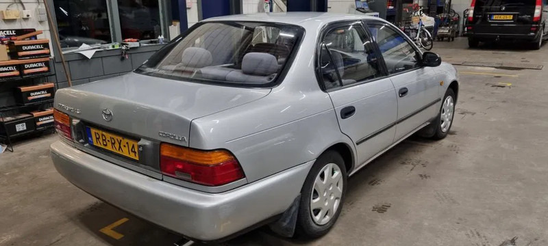 Toyota Corolla GXI 1.6. autom... Limited - Limousine: das Bild 3 Toyota Corolla GXI 1.6. autom... Limited - Limousine: das Bild 3