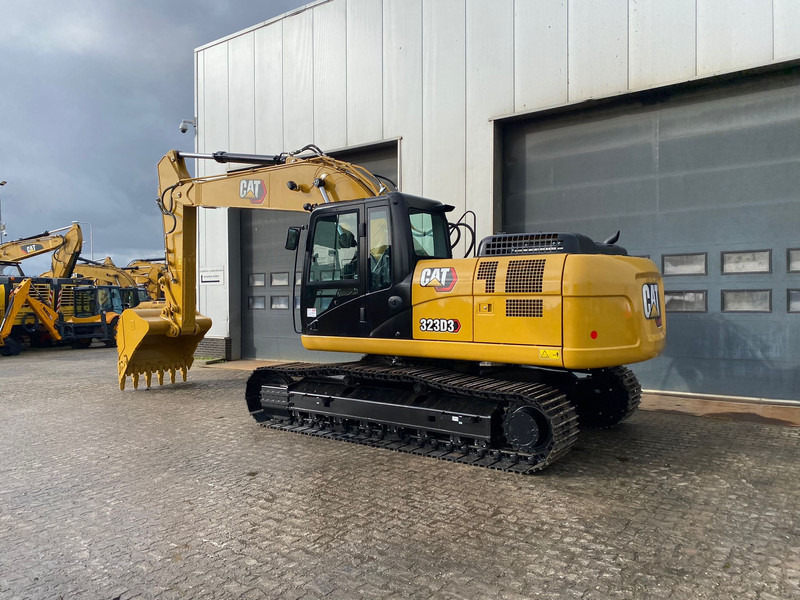 Caterpillar 323D3 - Kettenbagger: das Bild 3 Caterpillar 323D3 - Kettenbagger: das Bild 3