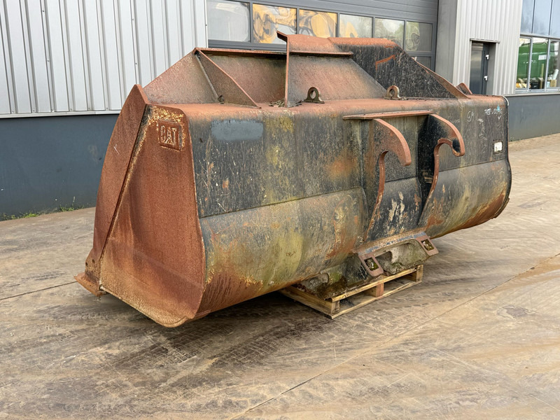 Caterpillar 966M Bucket 4.4 m3 - Schaufel: das Bild 3 Caterpillar 966M Bucket 4.4 m3 - Schaufel: das Bild 3
